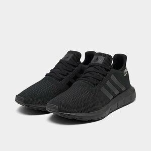 Adidas Originals Women's Black  SWIFT RUN Sneakers Size 6.5 us FW5030